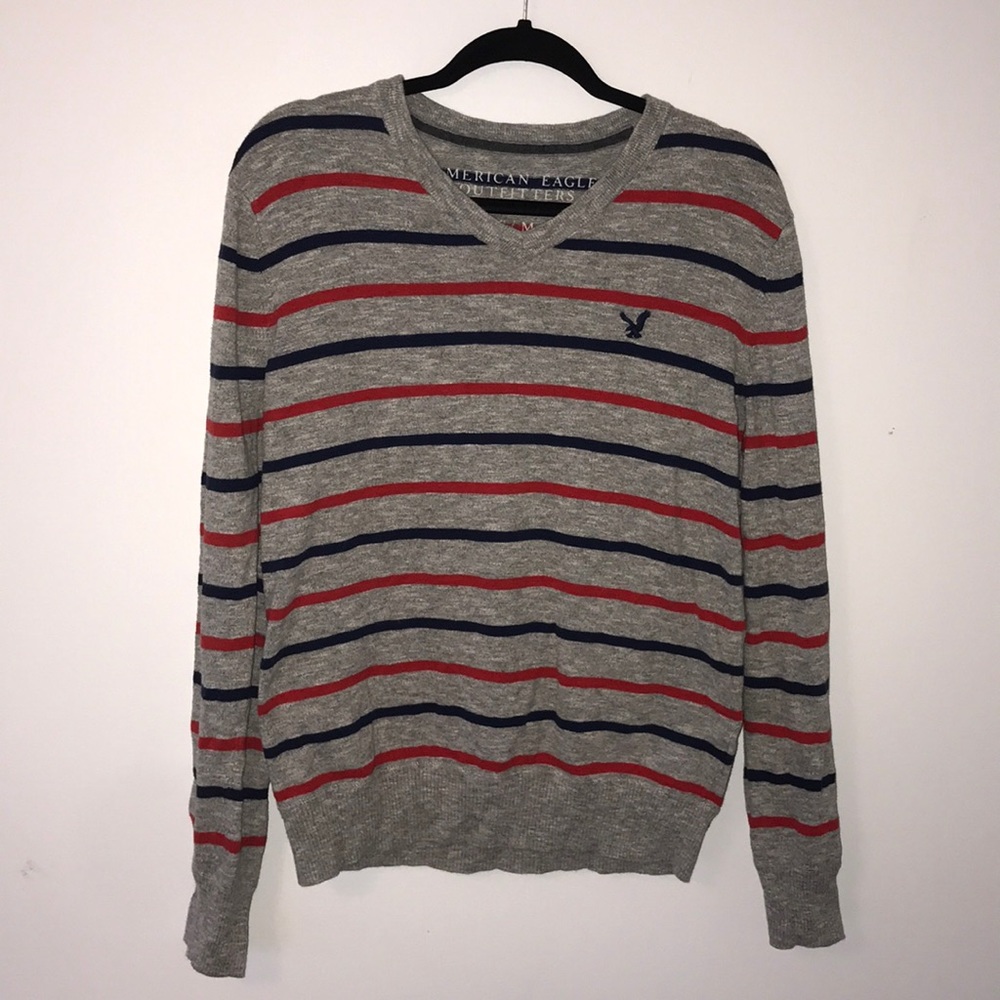 American Eagle v-neck Sweater